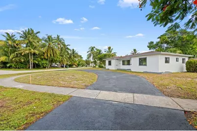 540 E Evanston Cir, Fort Lauderdale, FL 33312 - Photo 1