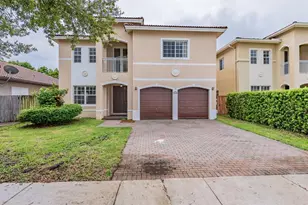 17706 SW 135th Ave, Miami, FL 33177 - Photo 1