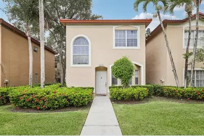 16111  Emerald Cove Rd, Weston, FL 33331 - Photo 1