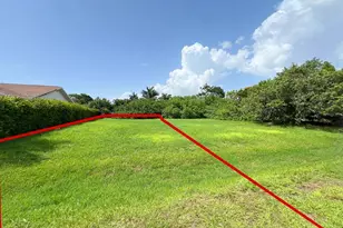 553 N 100th Ave, Naples, FL 34108 - Photo 1