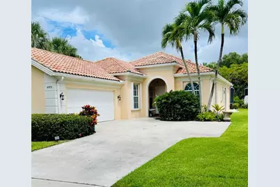 4975  Garden Dr, Delray Beach, FL 33445 - Photo 1