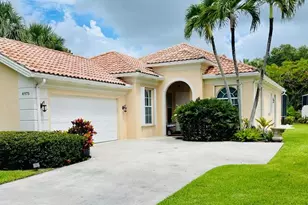 4975 Garden Dr, Delray Beach, FL 33445 - Photo 1