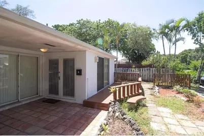 909 NE 12th Ave, Unit #C, Pompano Beach, FL 33060 - Photo 1