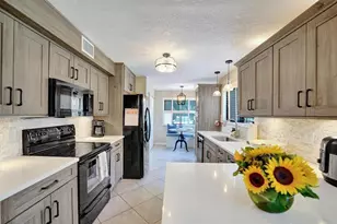 2131 SW 92nd Ter, Davie, FL 33324 - Photo 1