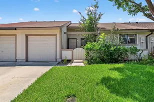 35 Winchmore Ln, Boynton Beach, FL 33426 - Photo 1