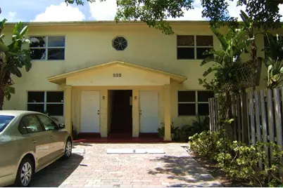 530 NE 15th Ct, Unit #4, Fort Lauderdale, FL 33304 - Photo 1