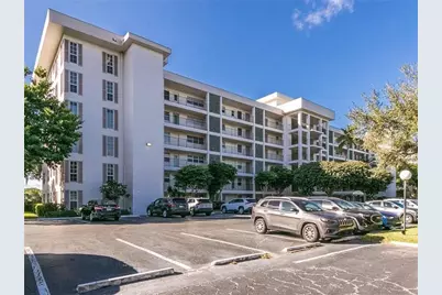 2950 N Palm Aire Dr, Pompano Beach, FL 33069 - Photo 1