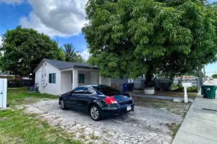 1113 NW 103rd St, Miami, FL 33150 - Photo 1