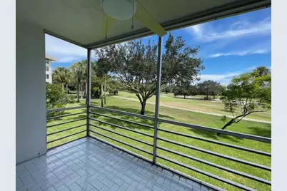 3800  Oaks Clubhouse Dr, Unit #202, Pompano Beach, FL 33069 - Photo 1