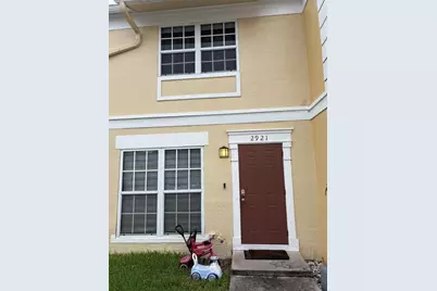 2921  Dorchester Ln, Hollywood, FL 33026 - Photo 1