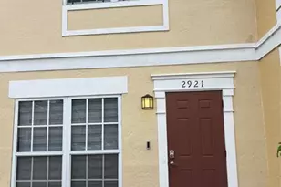 2921 Dorchester Ln, Hollywood, FL 33026 - Photo 1