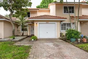 8402 NW 40th Ct, Sunrise, FL 33351 - Photo 1