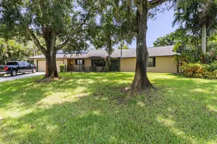 410 45th Ave, Vero Beach, FL 32968 - Photo 1