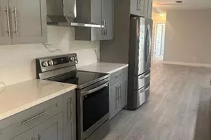 218 S 57th Way, Hollywood, FL 33023 - Photo 1