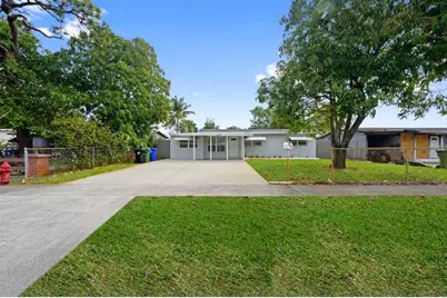 536 SW 22nd Terrace, Fort Lauderdale, FL 33312 - Photo 1