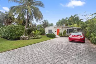 1736 NE 18th St, Fort Lauderdale, FL 33305 - Photo 1