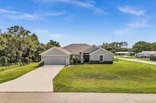 5608 Seagrape Dr, Fort Pierce, FL 34982 - Photo 1