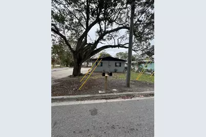 427 N 11th Street Apt A, Fort Pierce, FL 34950 - Photo 1