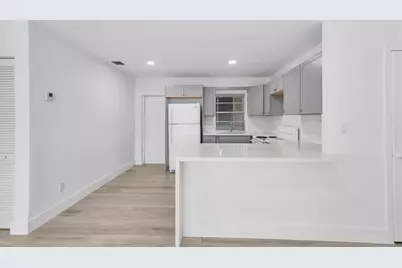 1005 SW 3rd Way, Boynton Beach, FL 33426 - Photo 1