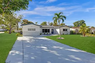 1101 NE 4th Ave, Boca Raton, FL 33432 - Photo 1