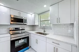 6061 Shaker Wood Cir, Tamarac, FL 33319 - Photo 1