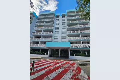 15600 NW 7th Ave, Unit #402, Miami, FL 33169 - Photo 1