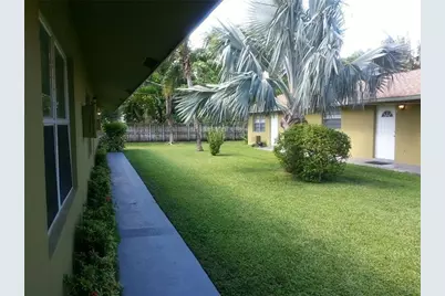 727 NW 1st Ave, Unit #2, Fort Lauderdale, FL 33311 - Photo 1