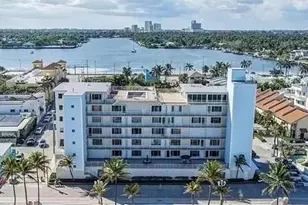 300 Oregon St, Hollywood, FL 33019 - Photo 1