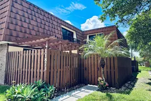 11873 SW 8th Ct, Davie, FL 33325 - Photo 1