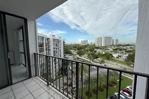 800 Parkview Dr, Hallandale Beach, FL 33009 - Photo 1