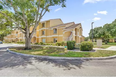 2371 NW 33rd St, Unit #706, Oakland Park, FL 33309 - Photo 1