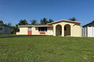 5451 SW 55th Ave, Davie, FL 33314 - Photo 1