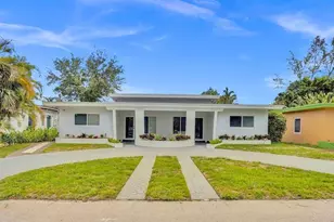 2018 NE 19th St, Fort Lauderdale, FL 33305 - Photo 1