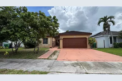 14332 SW 163rd St, Miami, FL 33177 - Photo 1