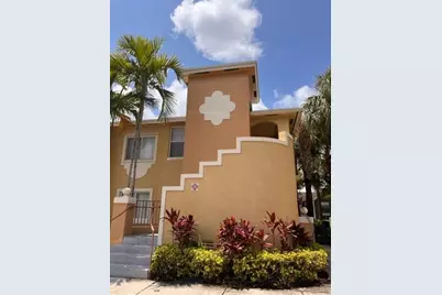 7850 NW 6th Street #206, Pembroke Pines, FL 33024 - Photo 1