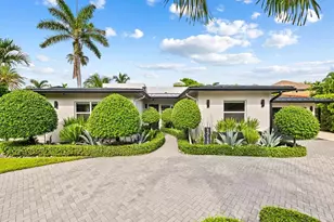 1711 Bayview Dr, Fort Lauderdale, FL 33305 - Photo 1