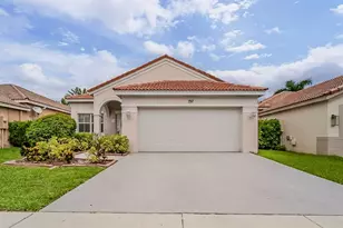757 Tanglewood Cir, Weston, FL 33327 - Photo 1