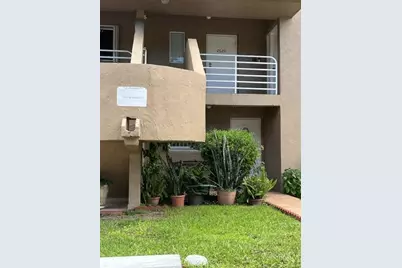 2620 W 60th St, Unit #114, Hialeah, FL 33016 - Photo 1