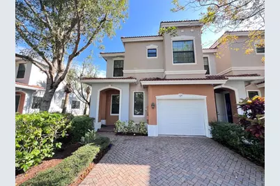 129  Gramercy Square, Unit #0, Delray Beach, FL 33484 - Photo 1