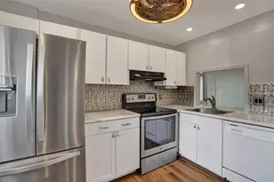 114 Royal Pk Dr, Oakland Park, FL 33309 - Photo 1