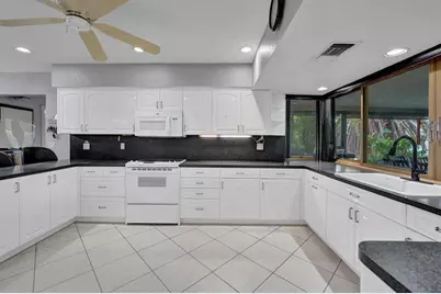 4761 SW 72nd Ave, Davie, FL 33314 - Photo 1