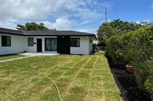 233 Neptune Ave, Lauderdale by the Sea, FL 33308 - Photo 1