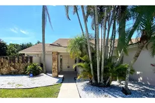 9811 Majorca Pl, Boca Raton, FL 33434 - Photo 1