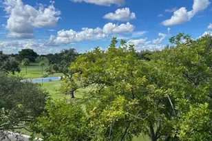 12601 SW 13th St, Pembroke Pines, FL 33027 - Photo 1