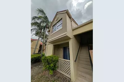 18324 NW 68th Ave, Unit #K, Hialeah, FL 33015 - Photo 1