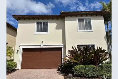 105 NW Gardner St, Boca Raton, FL 33432 - Photo 1