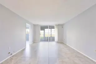 7991 N Sunrise Lakes Dr N Unit, Sunrise, FL 33322 - Photo 1