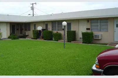 7624  Pembroke Rd, Unit #A, Hollywood, FL 33023 - Photo 1