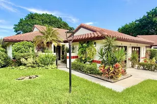 10702 Beach Palm Ct, Boynton Beach, FL 33437 - Photo 1