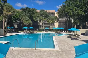 2802 N 46th Ave, Hollywood, FL 33021 - Photo 1